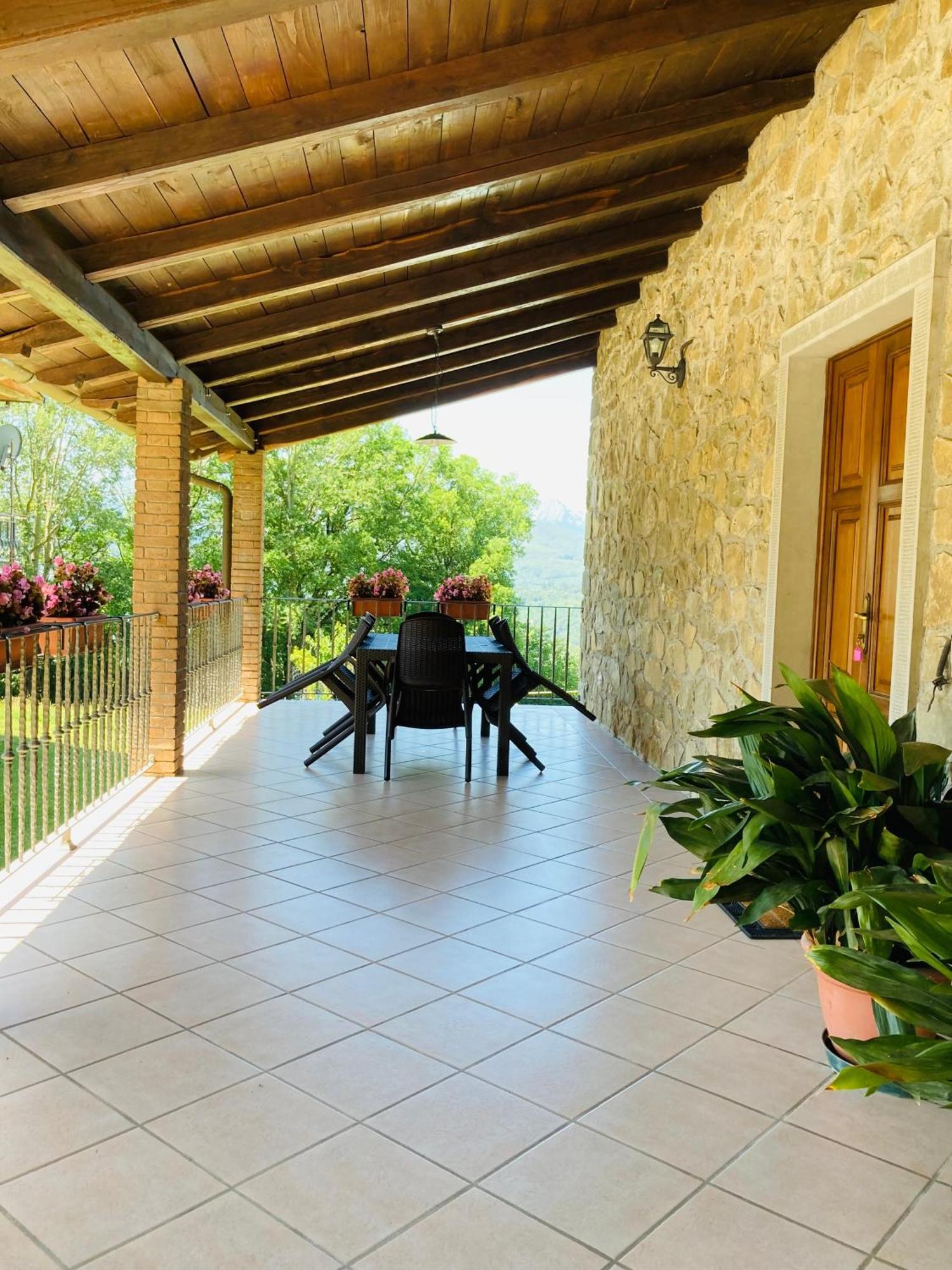 Agriturismo Poderino Castiglione di Garfagnana Bagian luar foto